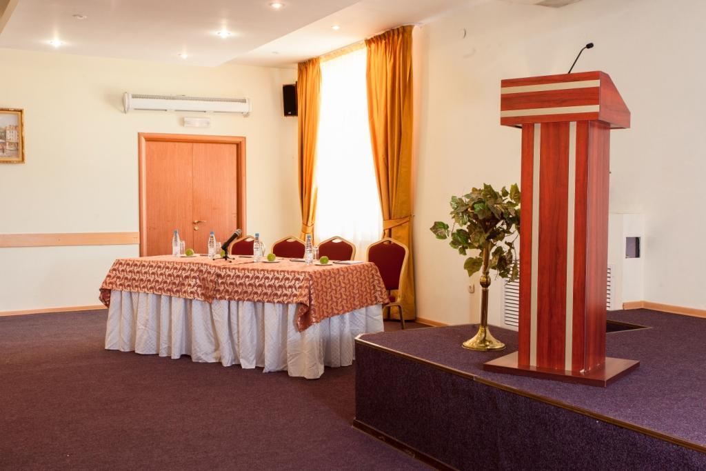 AMAKS Safar Hotel