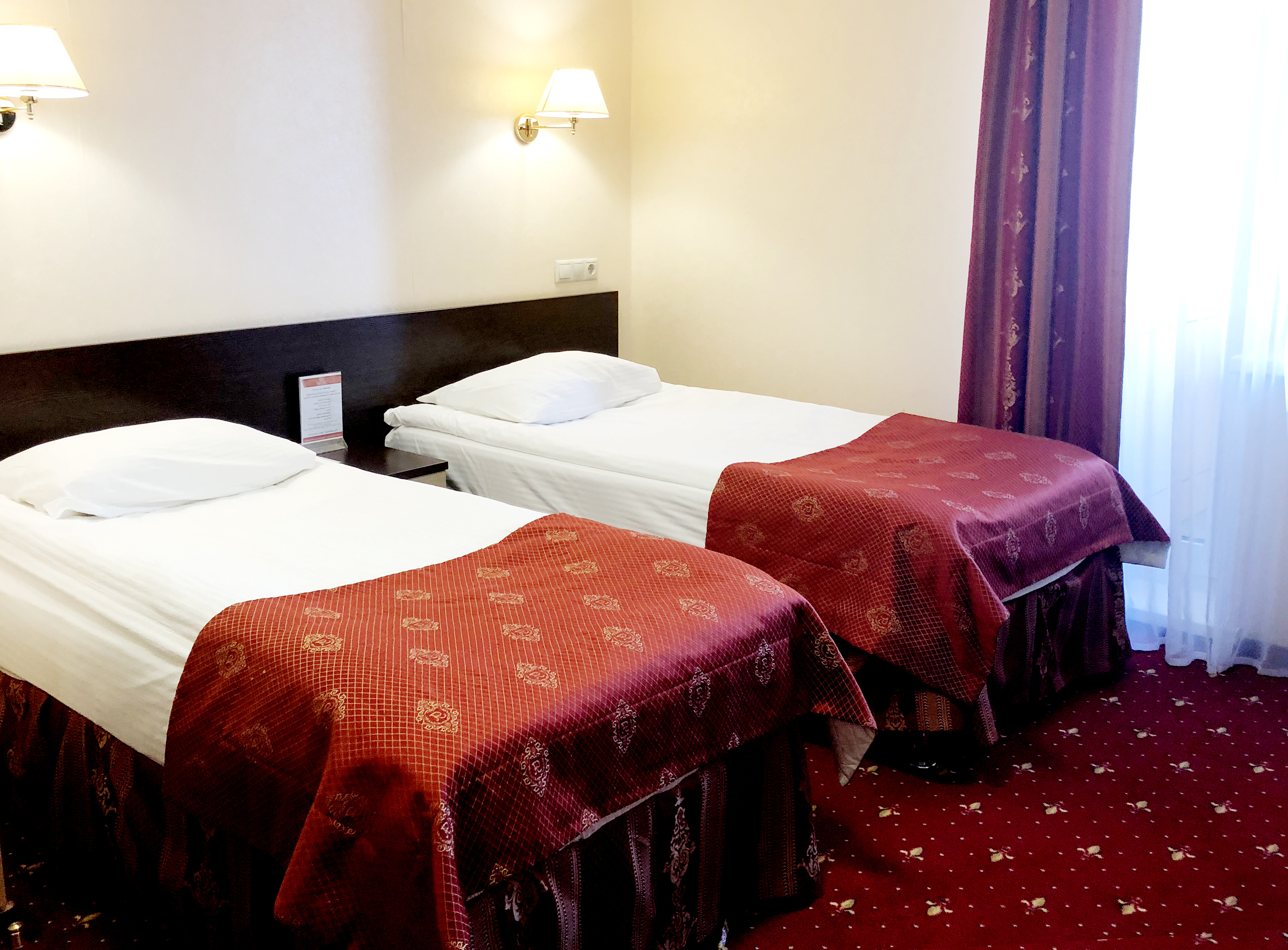 AMAKS Safar Hotel