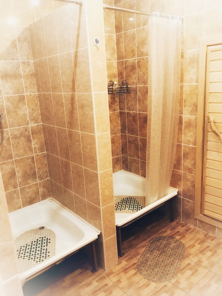 Argo Guest House