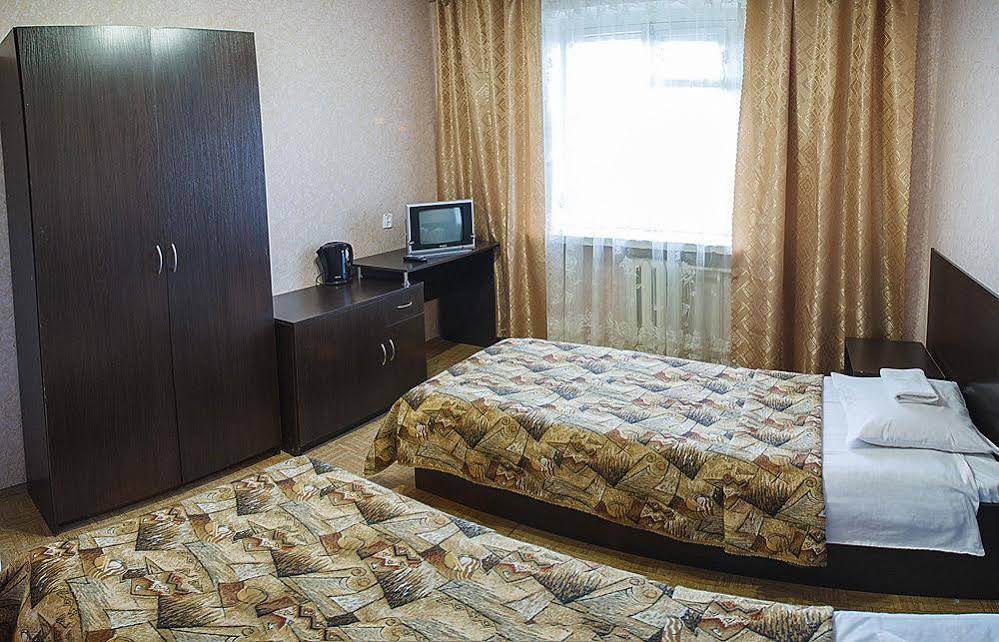 Aviator Hotel