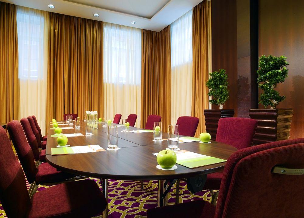 Courtyard by Marriott Kazan Kremlin