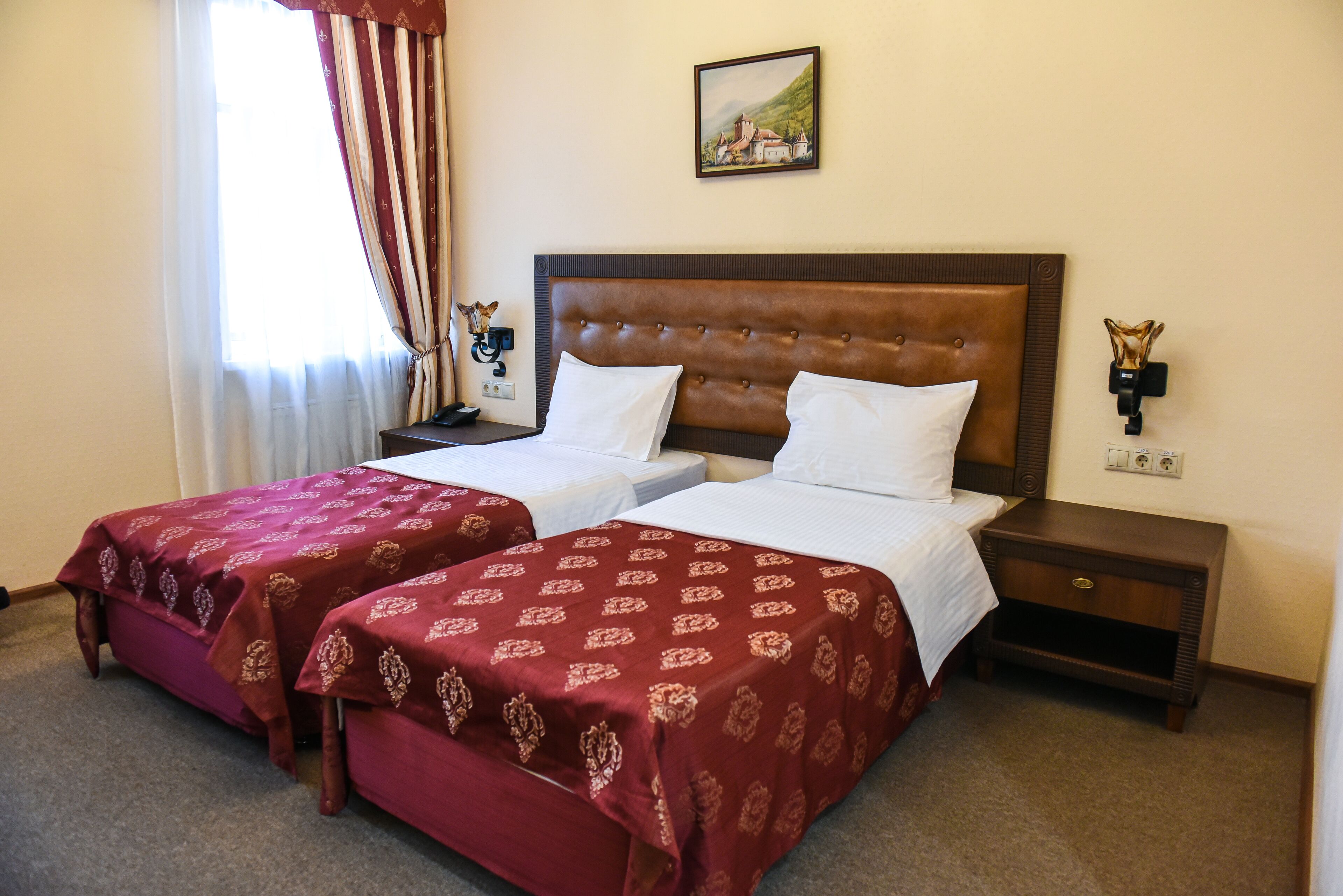 Don Kikhot Hotel