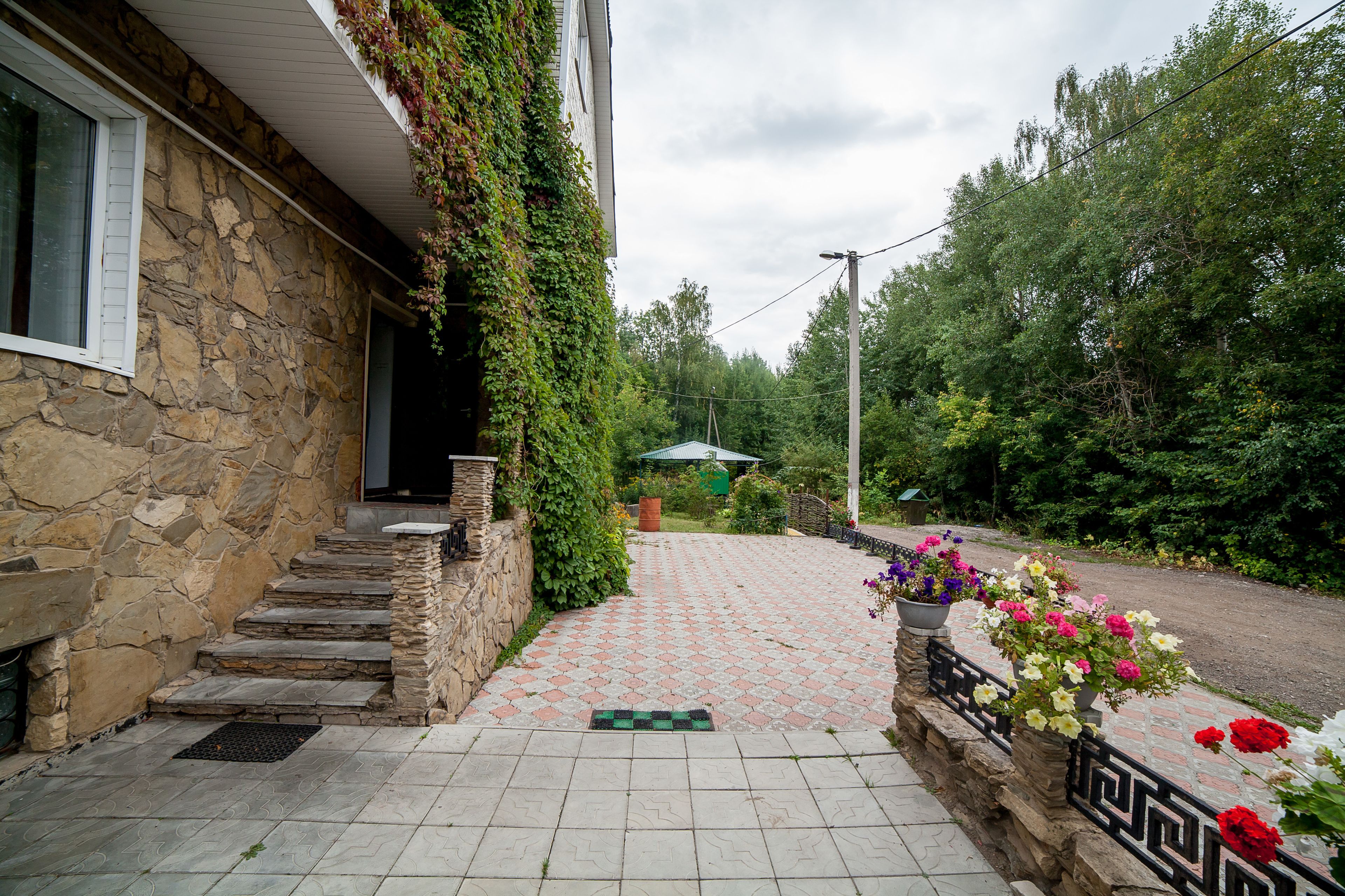 Dubrava Hotel