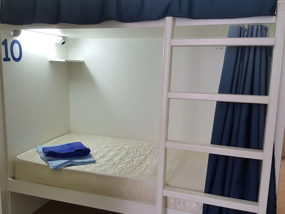 Hostel Friday