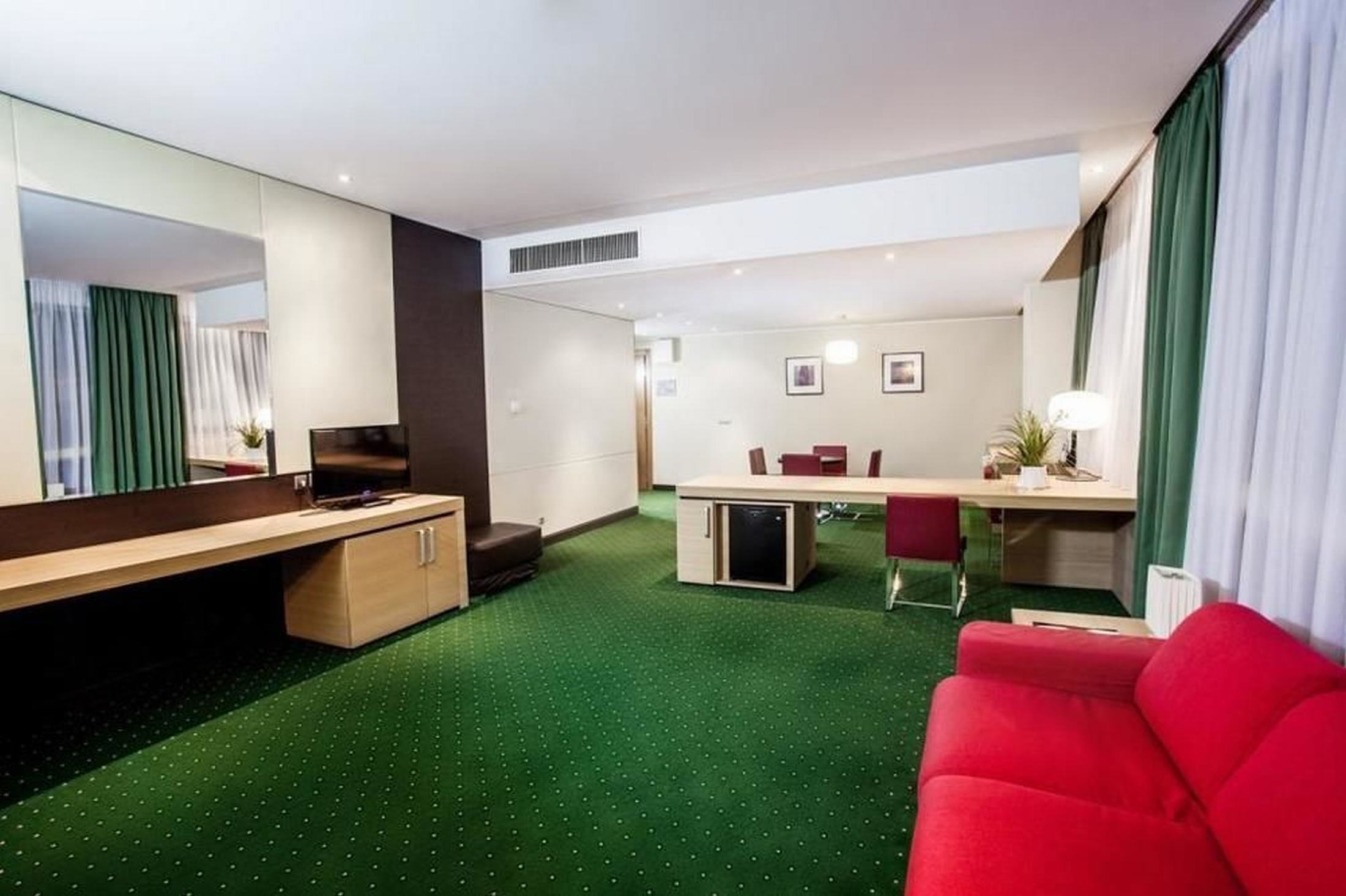 Mirage Hotel