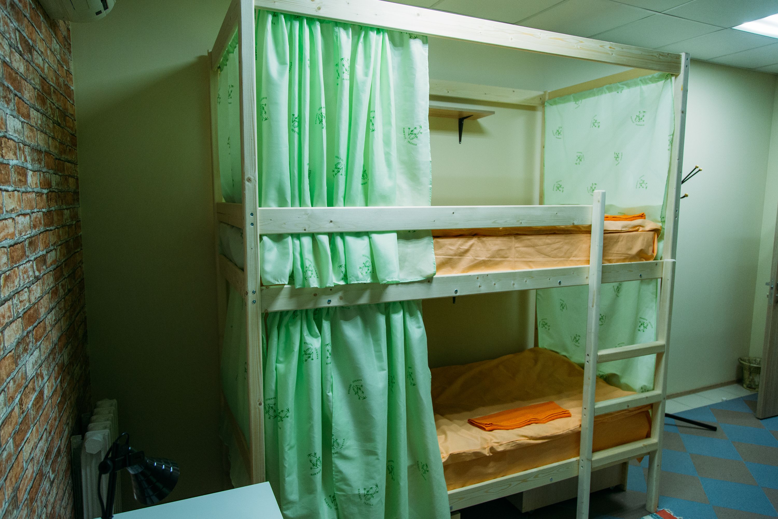 Nice Hostel on Peterburgskaya