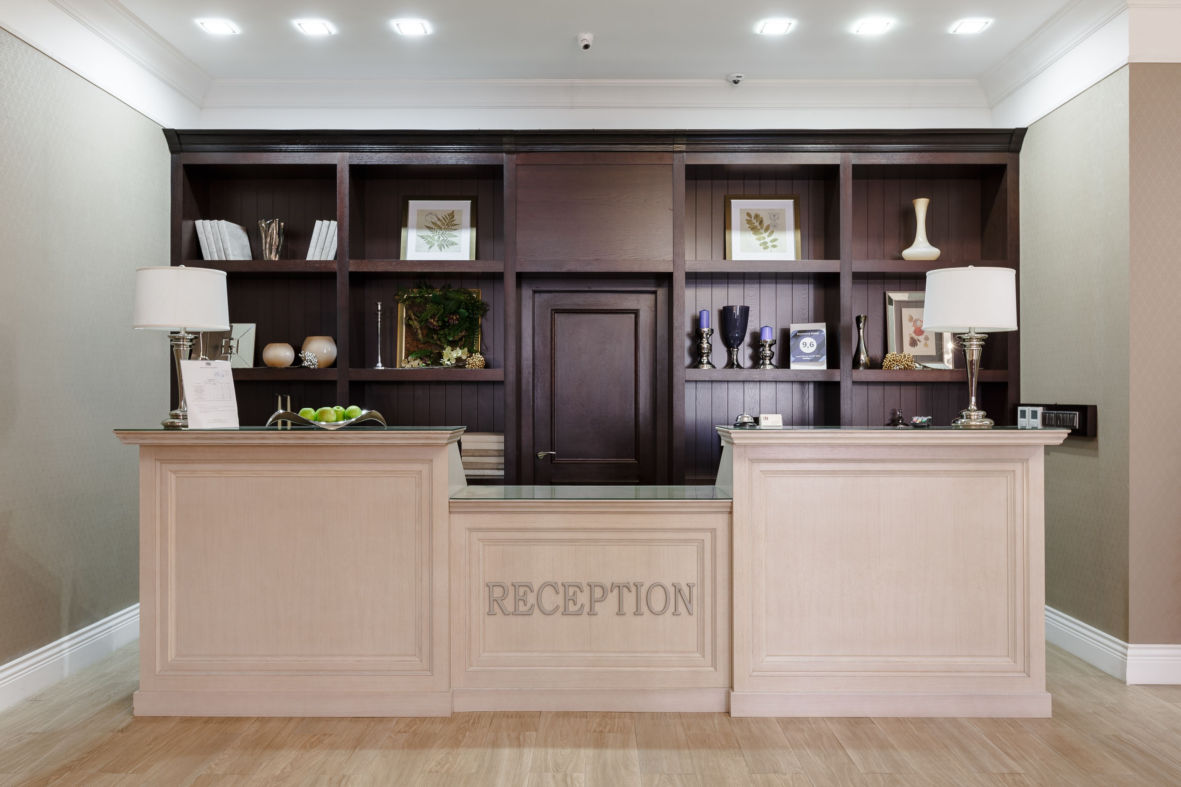 Raymond Hotel