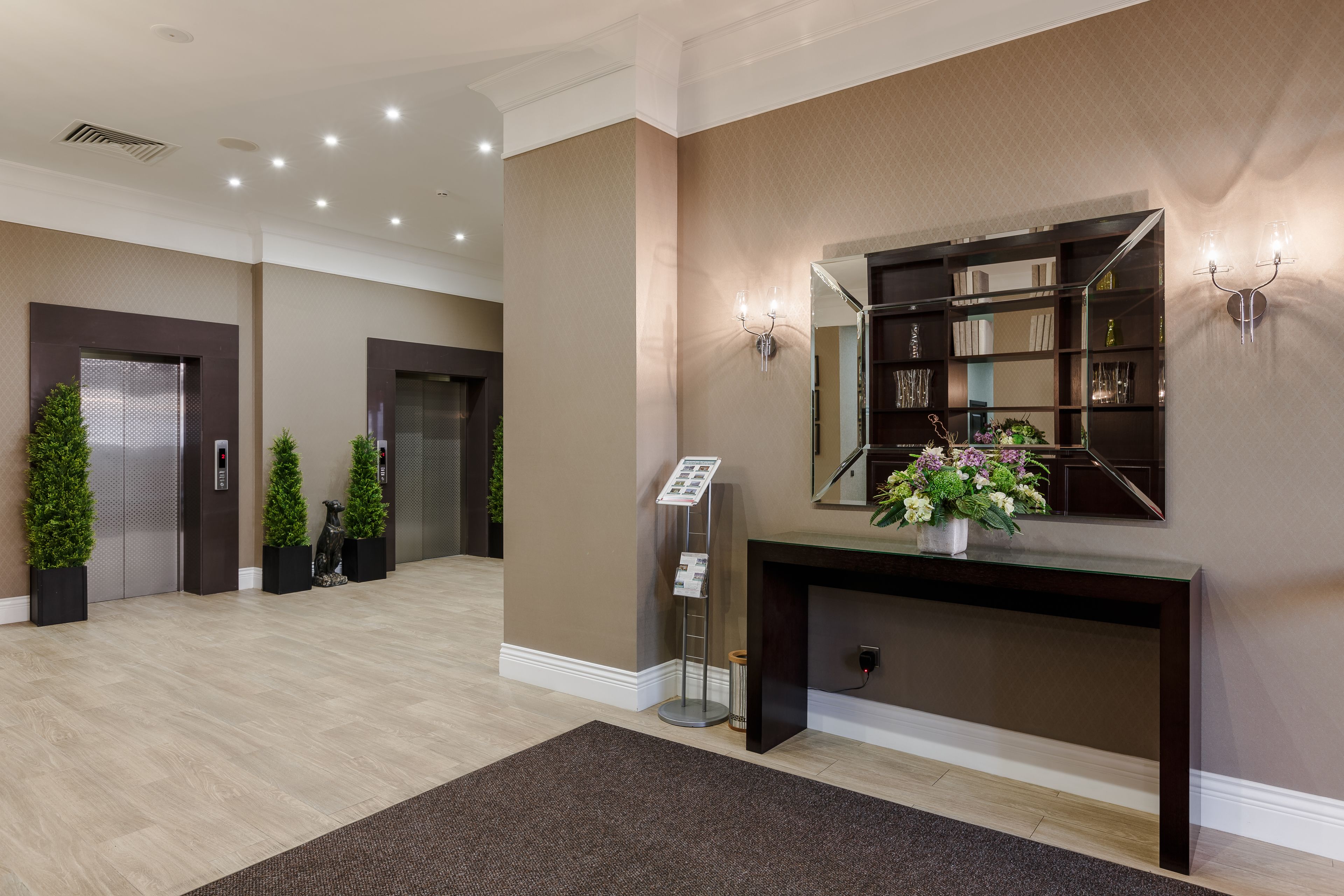 Raymond Hotel