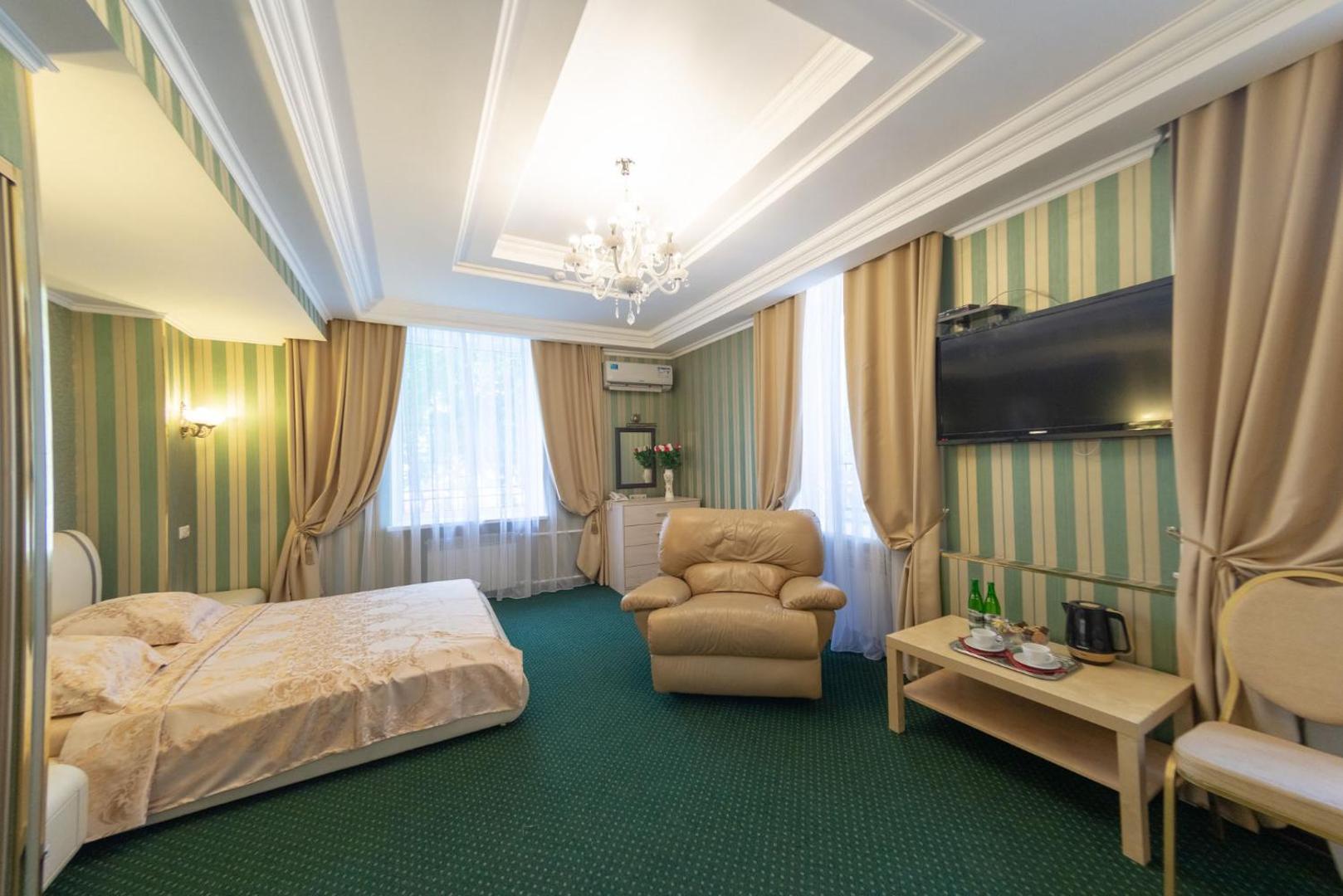 Troya Hotel