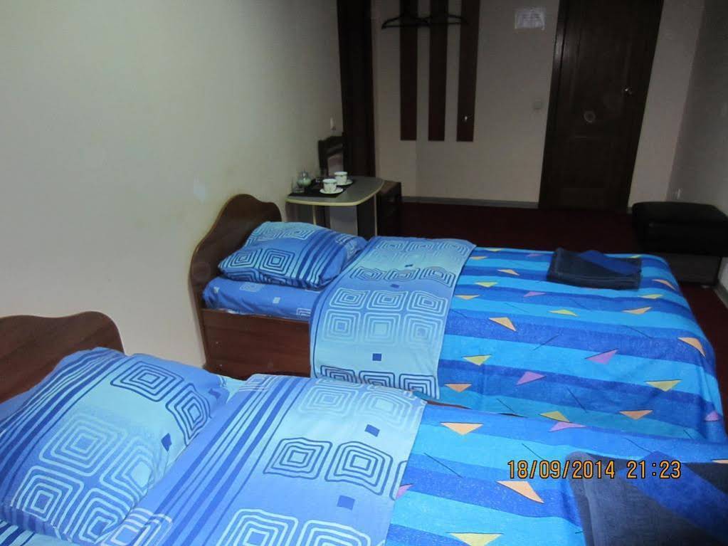 Club Hotel