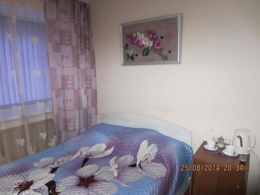 Club Hotel