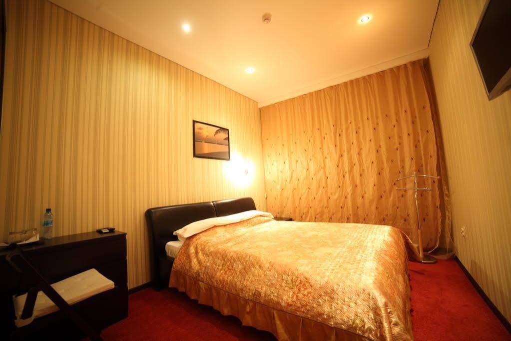 Loft Hotel