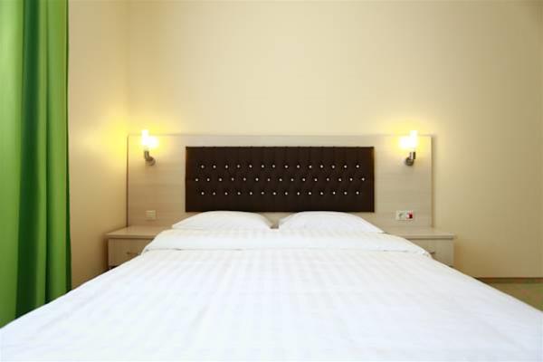 Open City Hotel