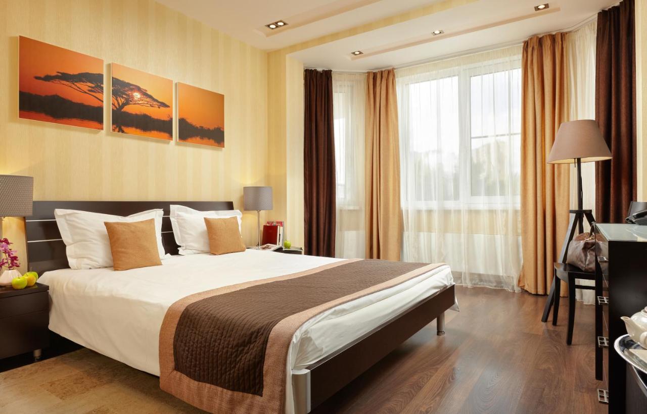 Easy Room