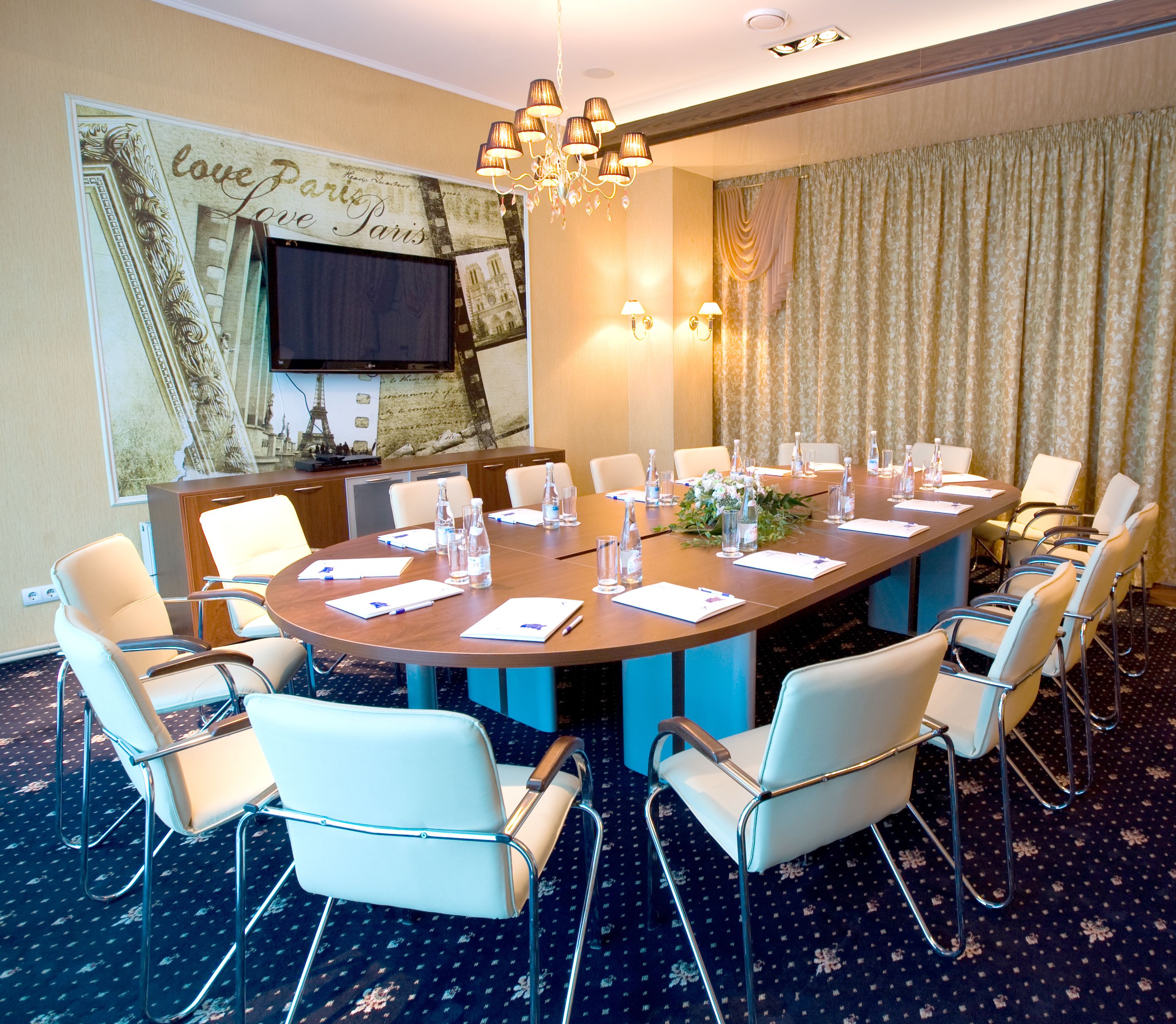 Hotel Alexandrovsky Garden