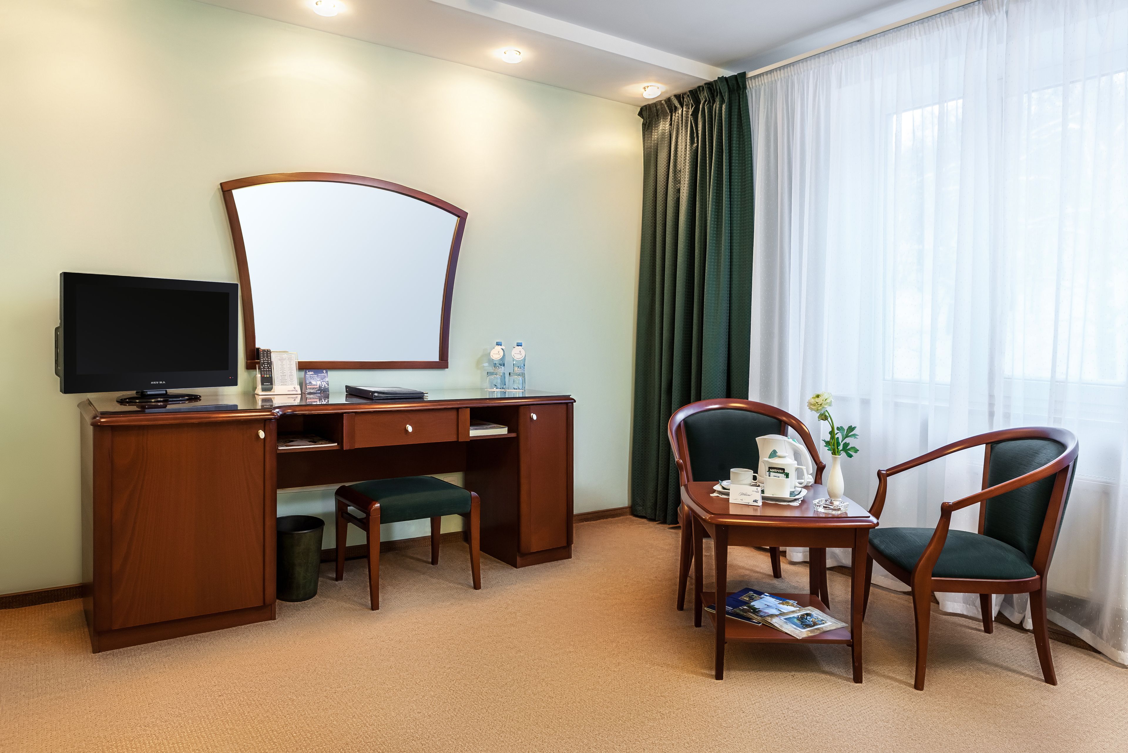 Hotel Alexandrovsky Garden