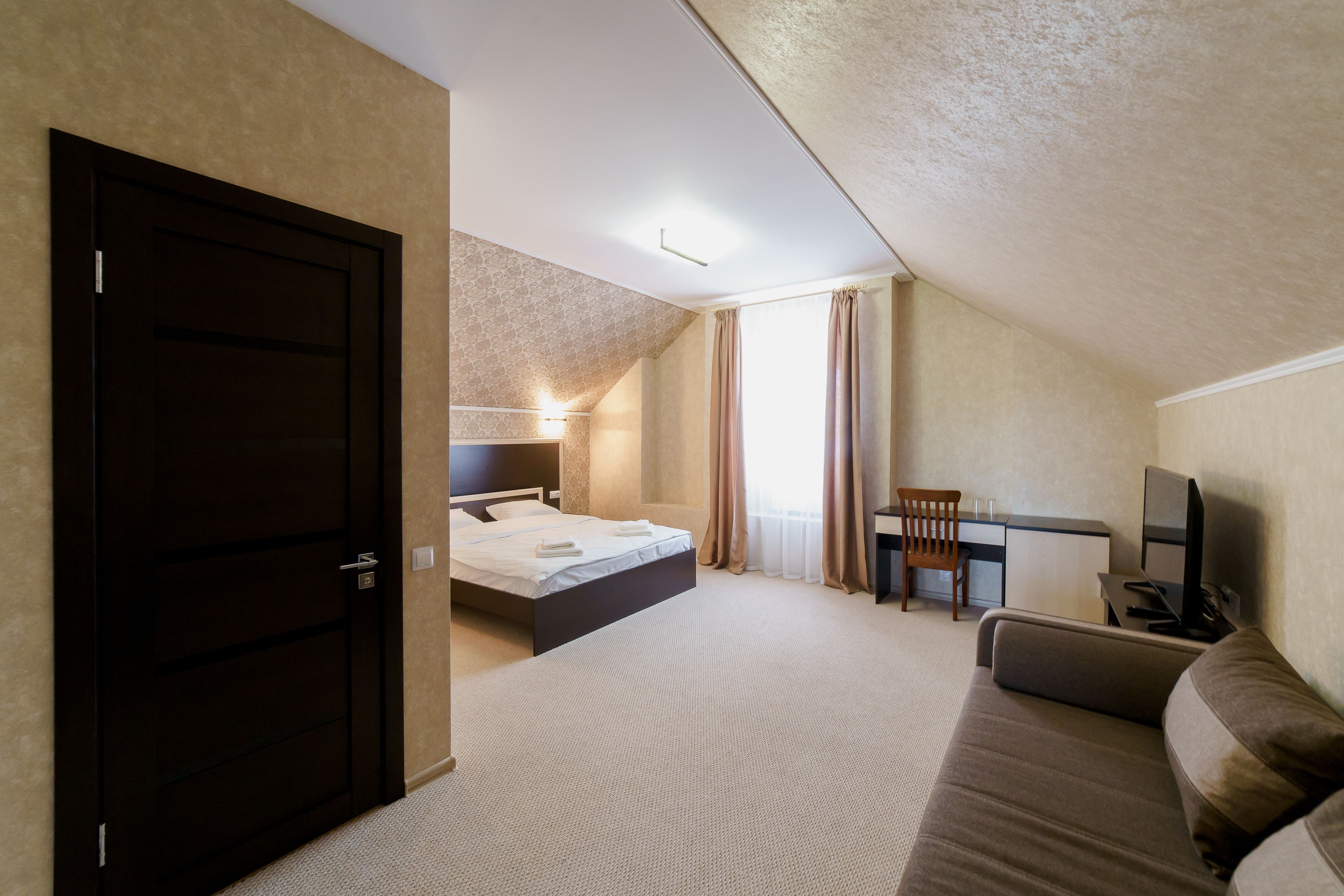 Hotel Balmont