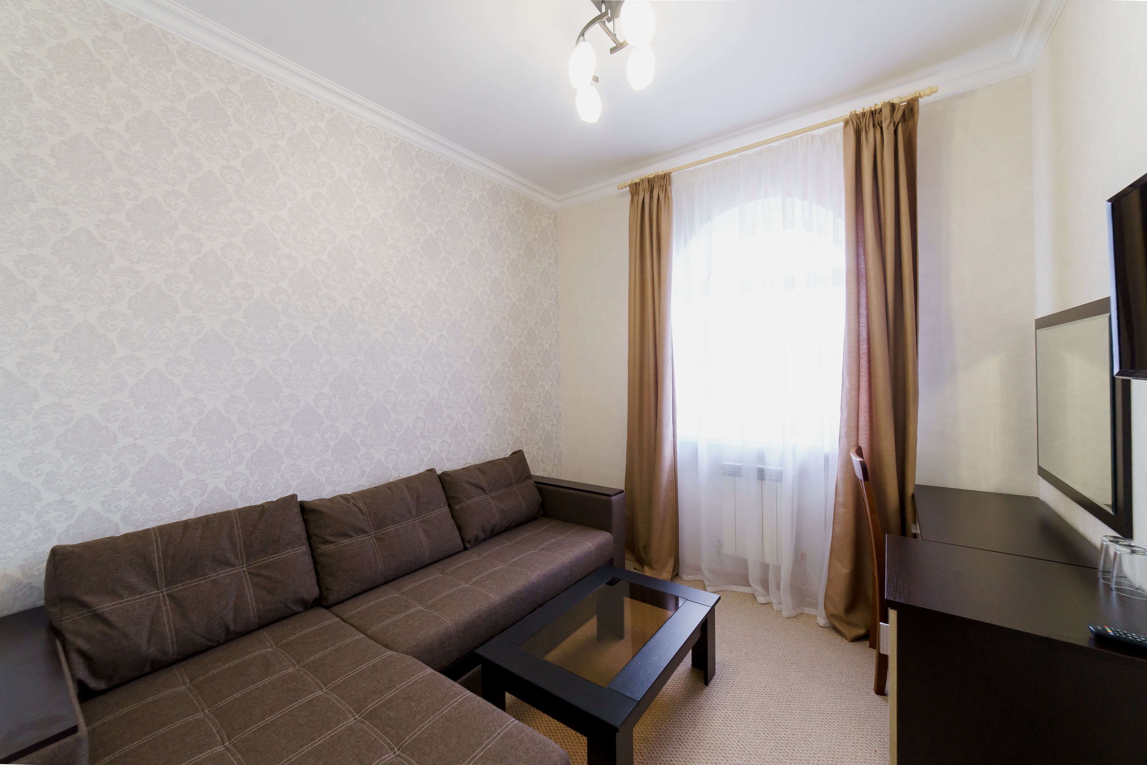 Hotel Balmont