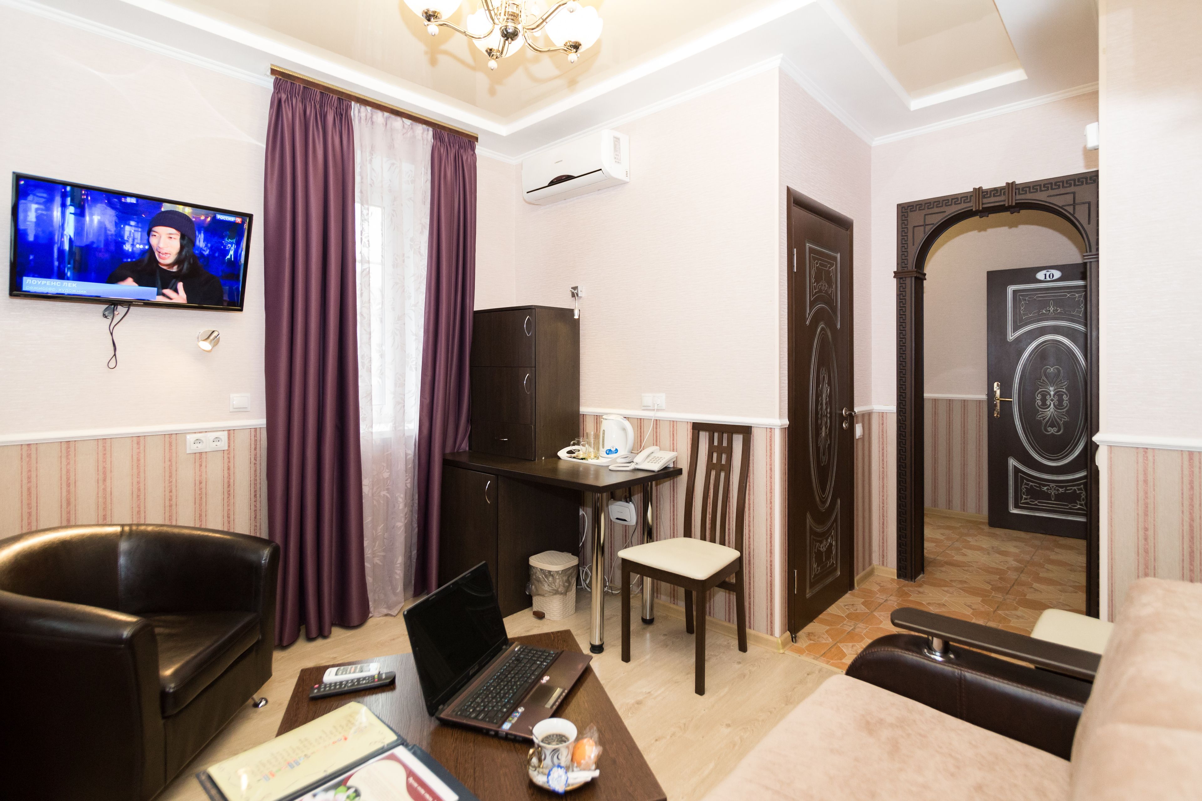 Hotel Joy