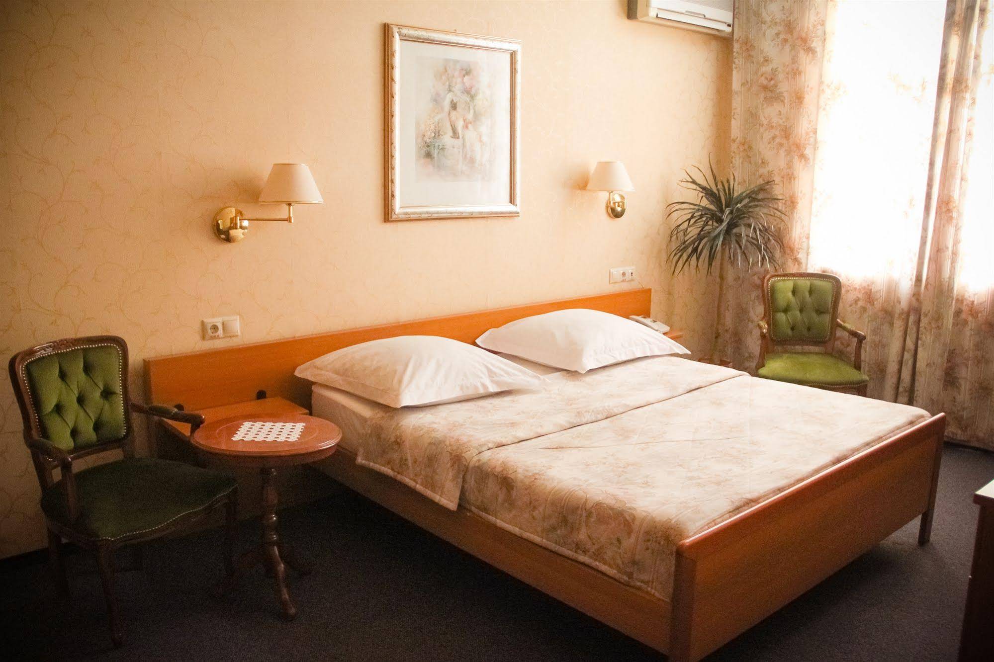 Equator Hotel Samara