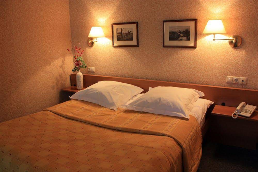 Equator Hotel Samara