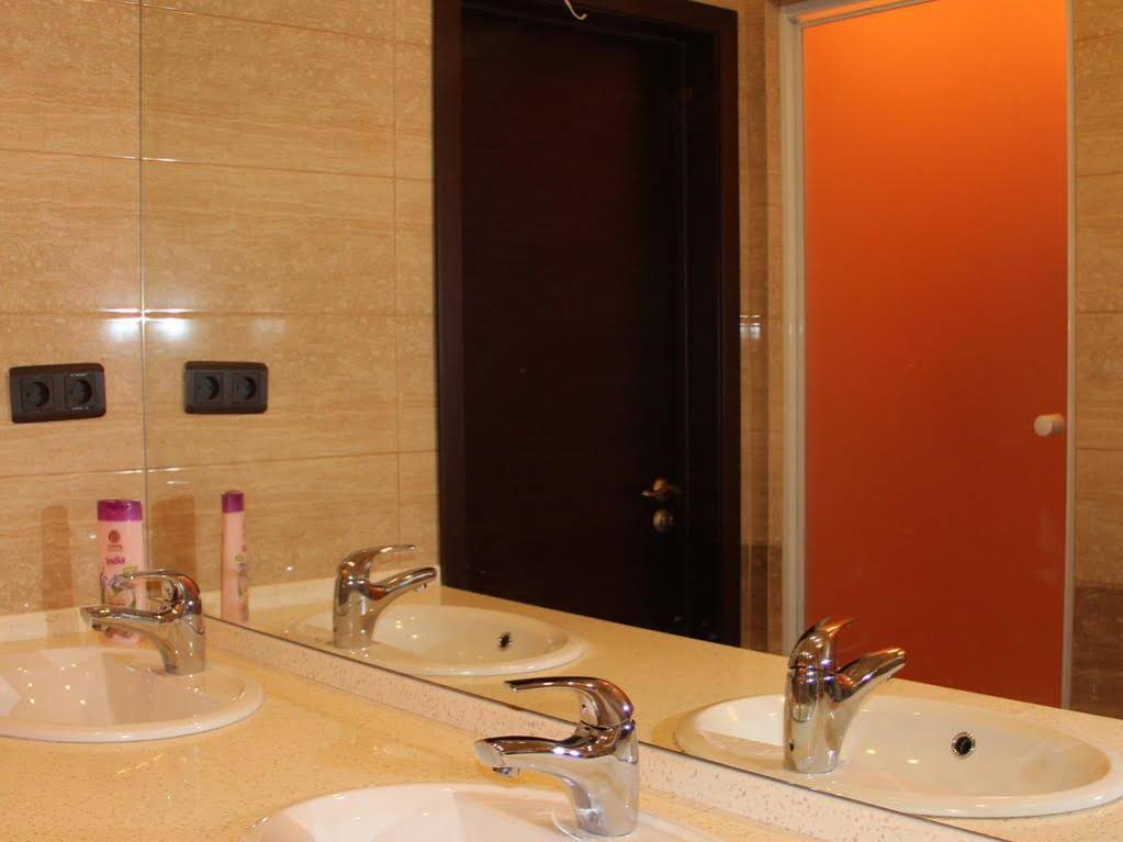 Hostel Dzhinn