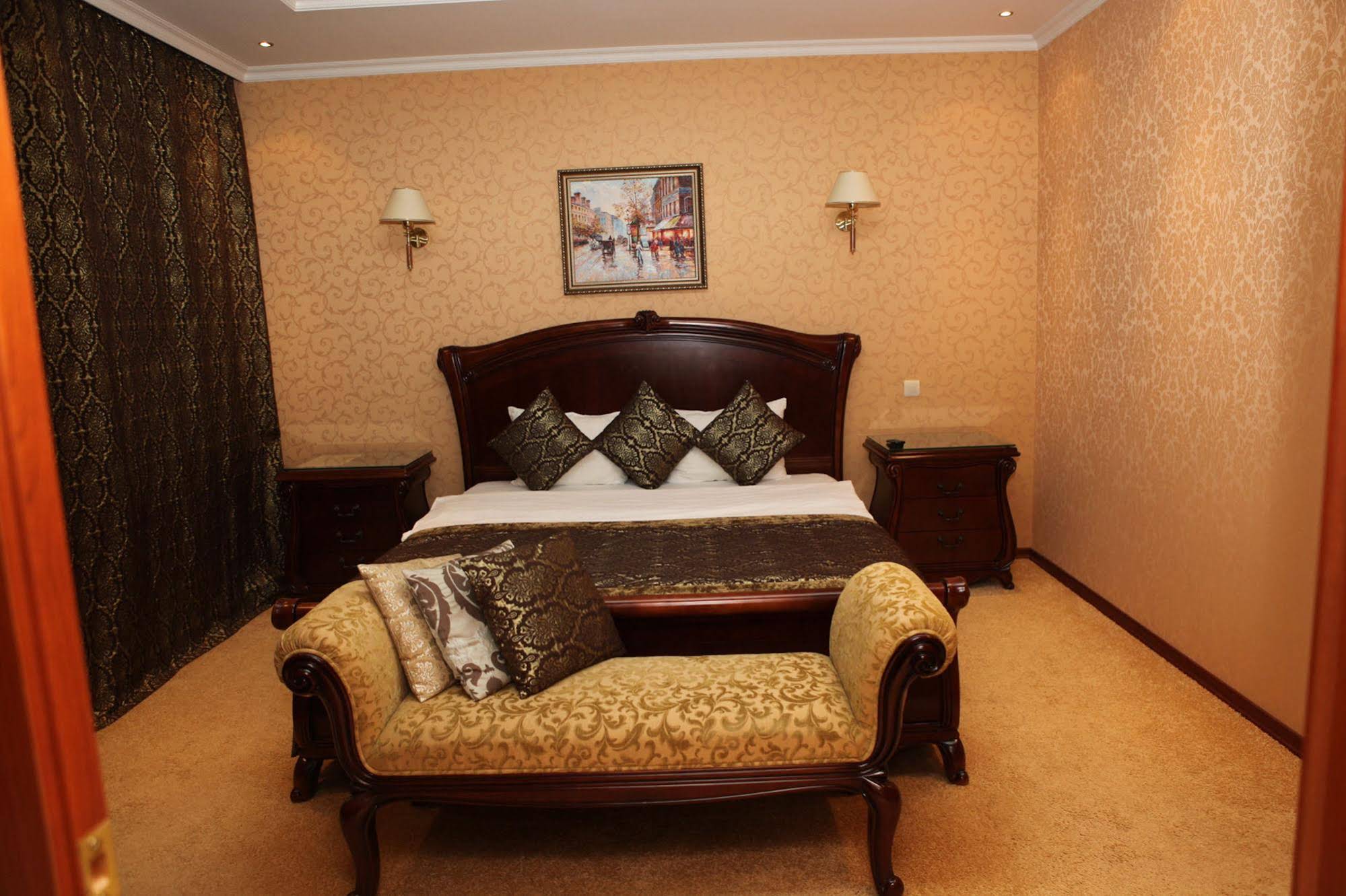 Hotel Kiev