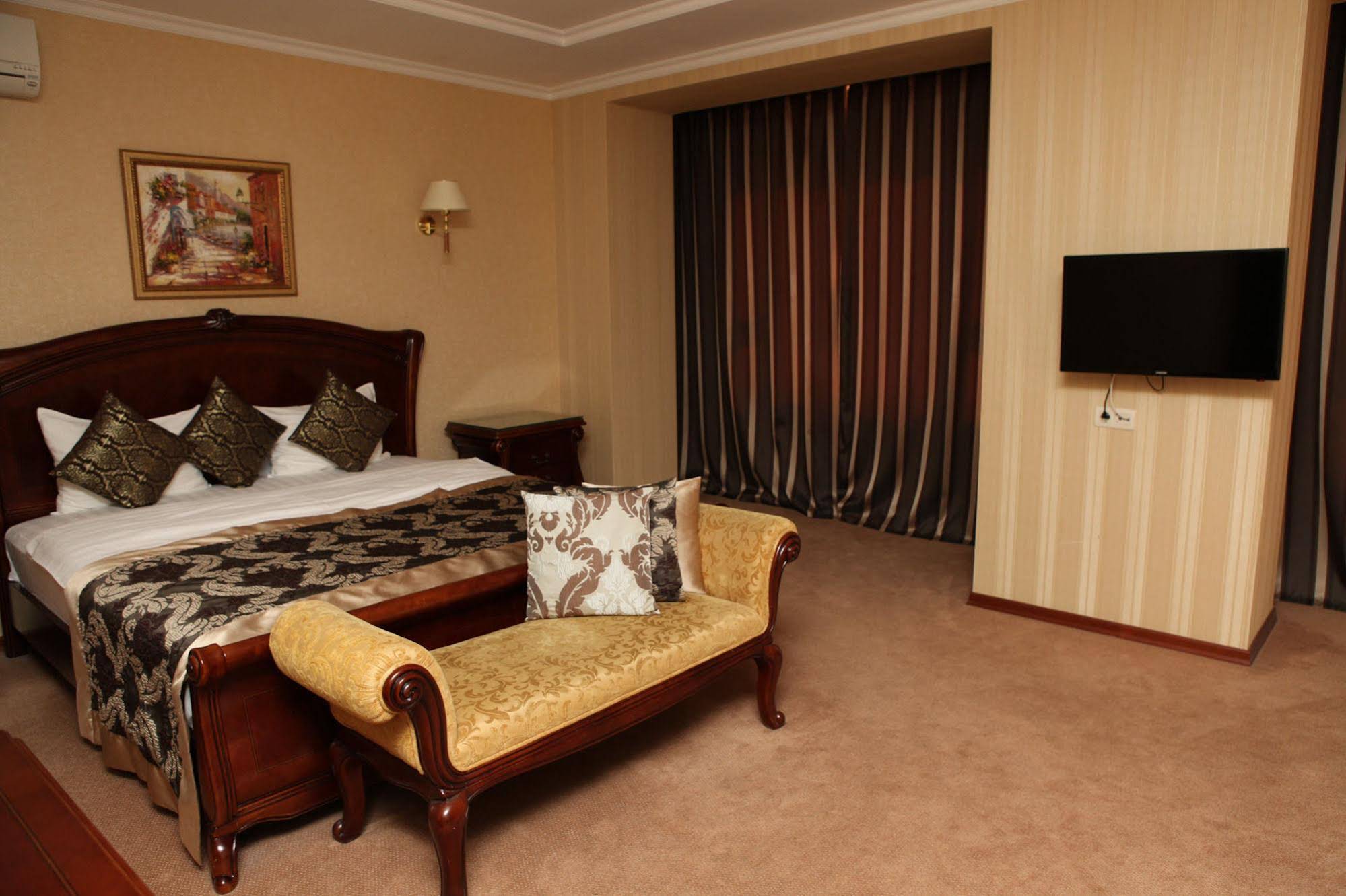Hotel Kiev