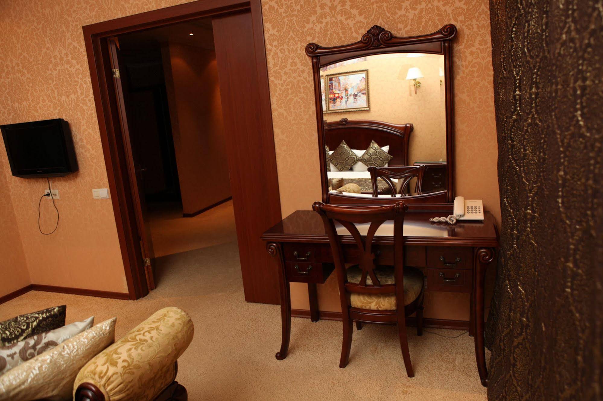 Hotel Kiev