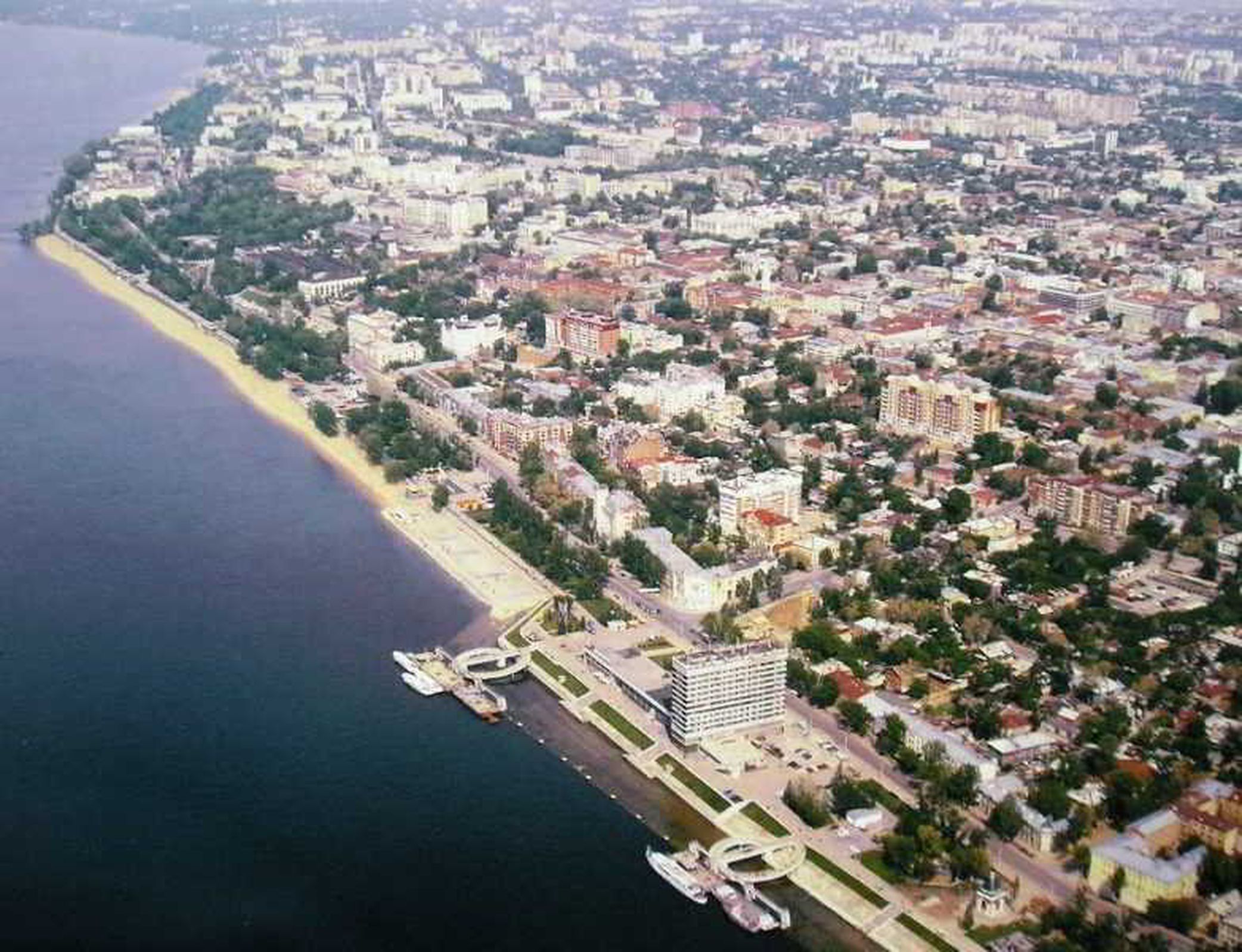 Hotel Rossiya