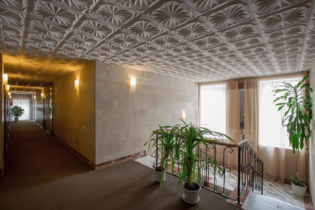 Hotel Uyut