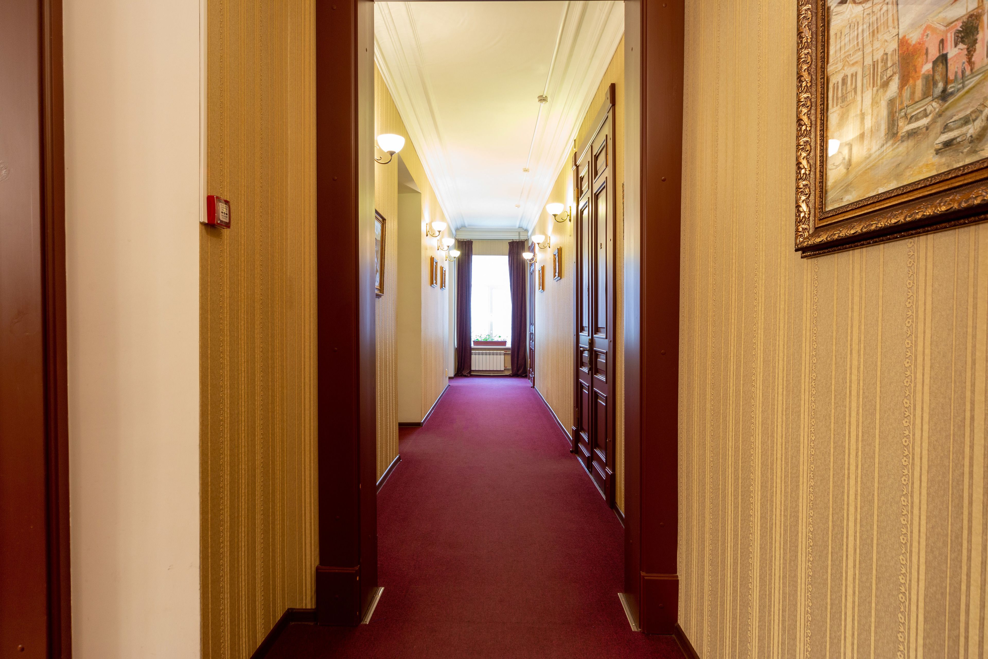 Na Dvoryanskoy Hotel