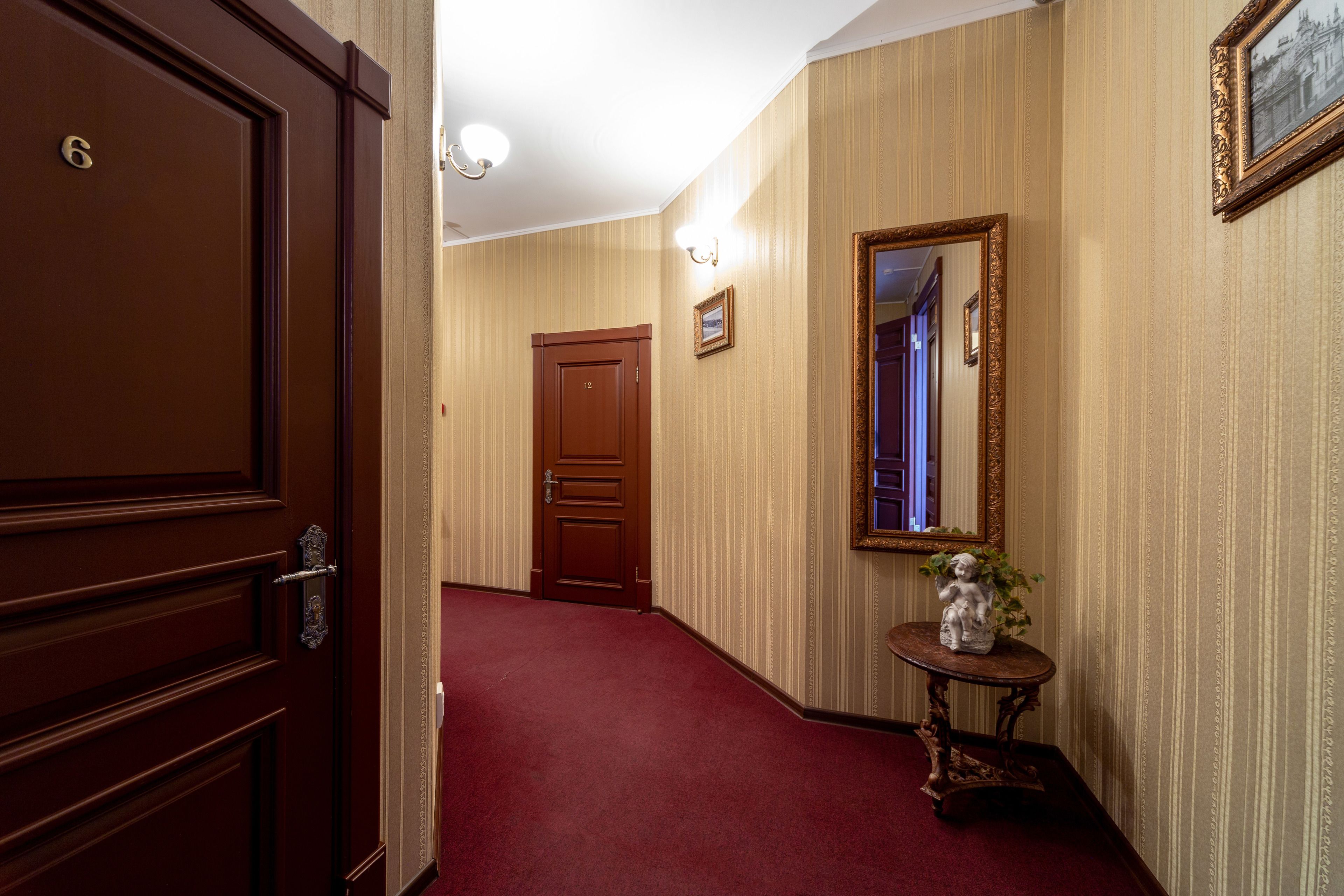 Na Dvoryanskoy Hotel