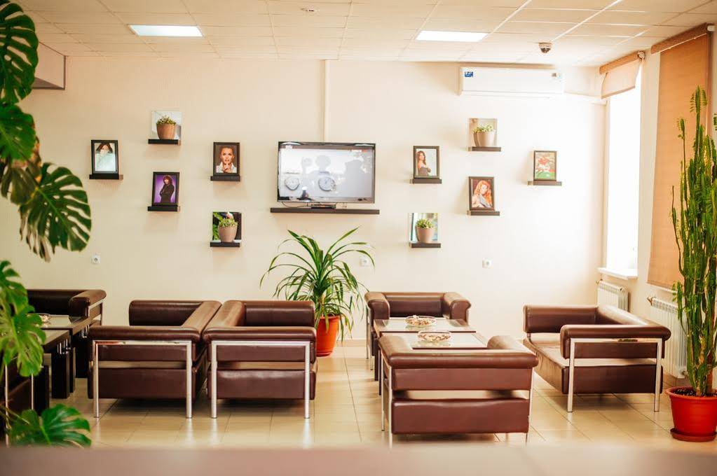 Kristall Hotel