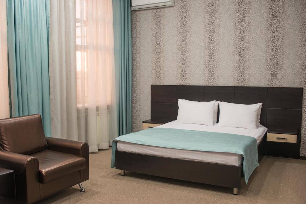 Kristall Hotel