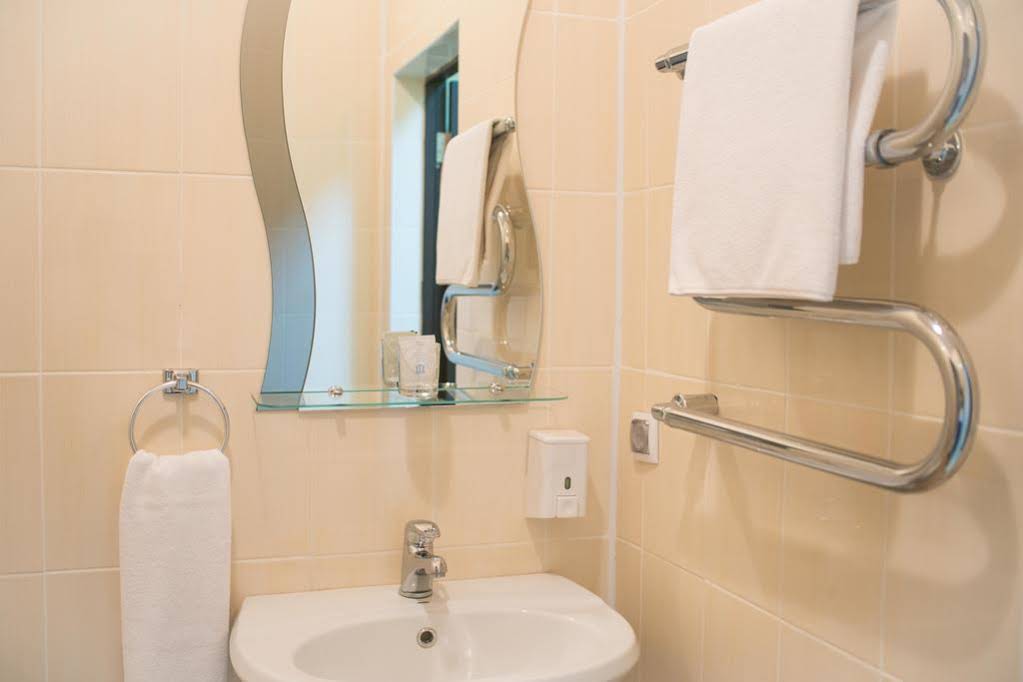 Kristall Hotel