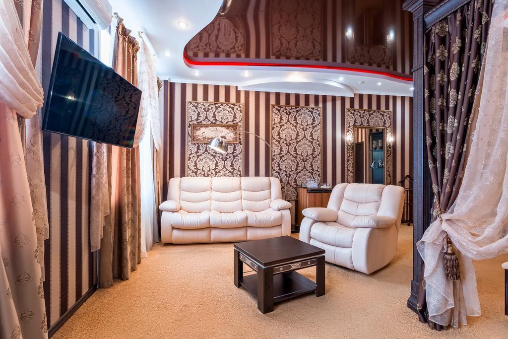 Chocolate Hotel