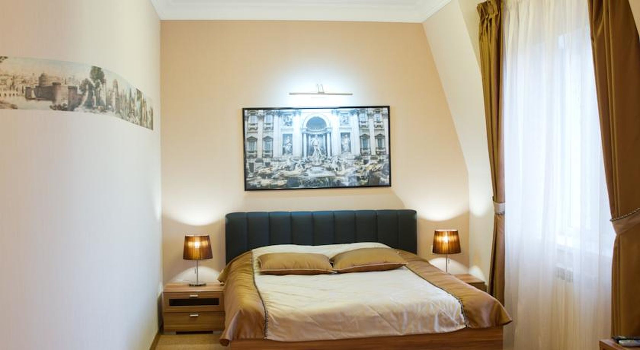 Emerald Hotel
