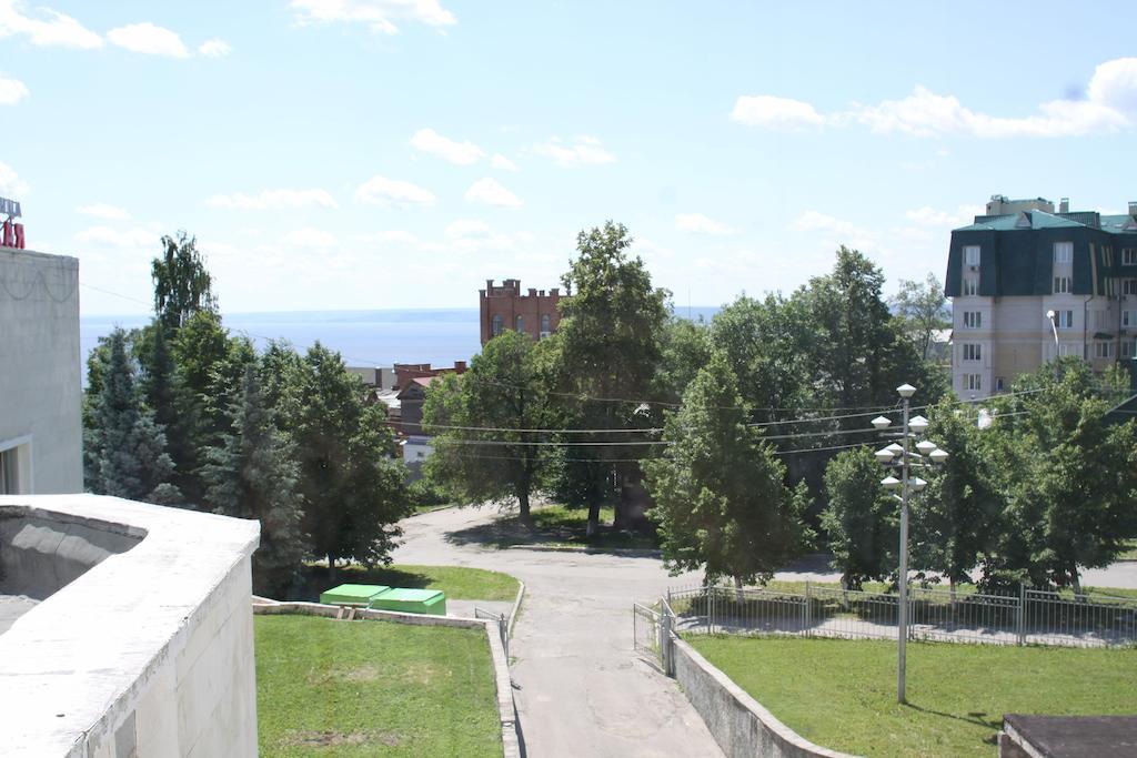 Hotel Oktyabrskaya