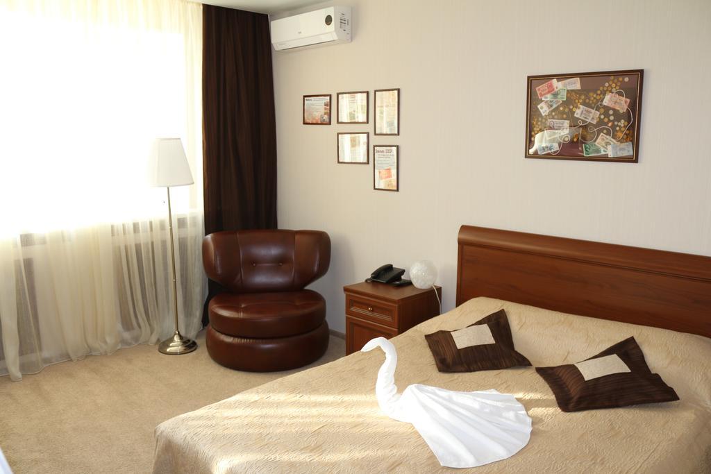 Hotel Oktyabrskaya