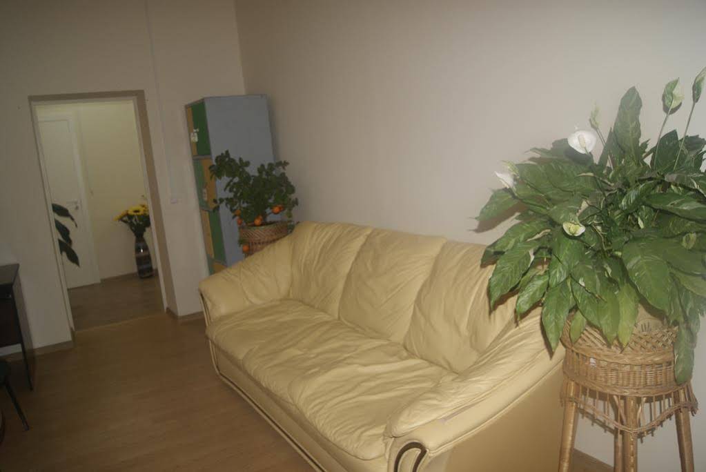 Podsolnuh Hostel