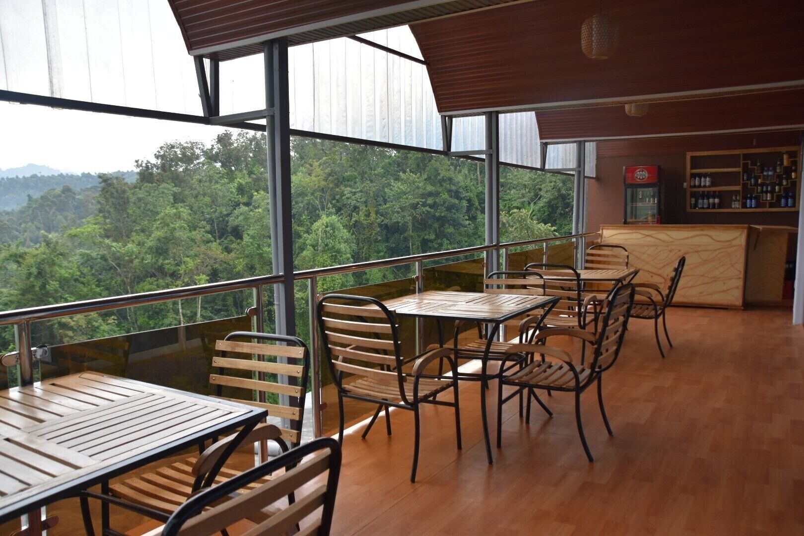 Chimpanzee Lodge