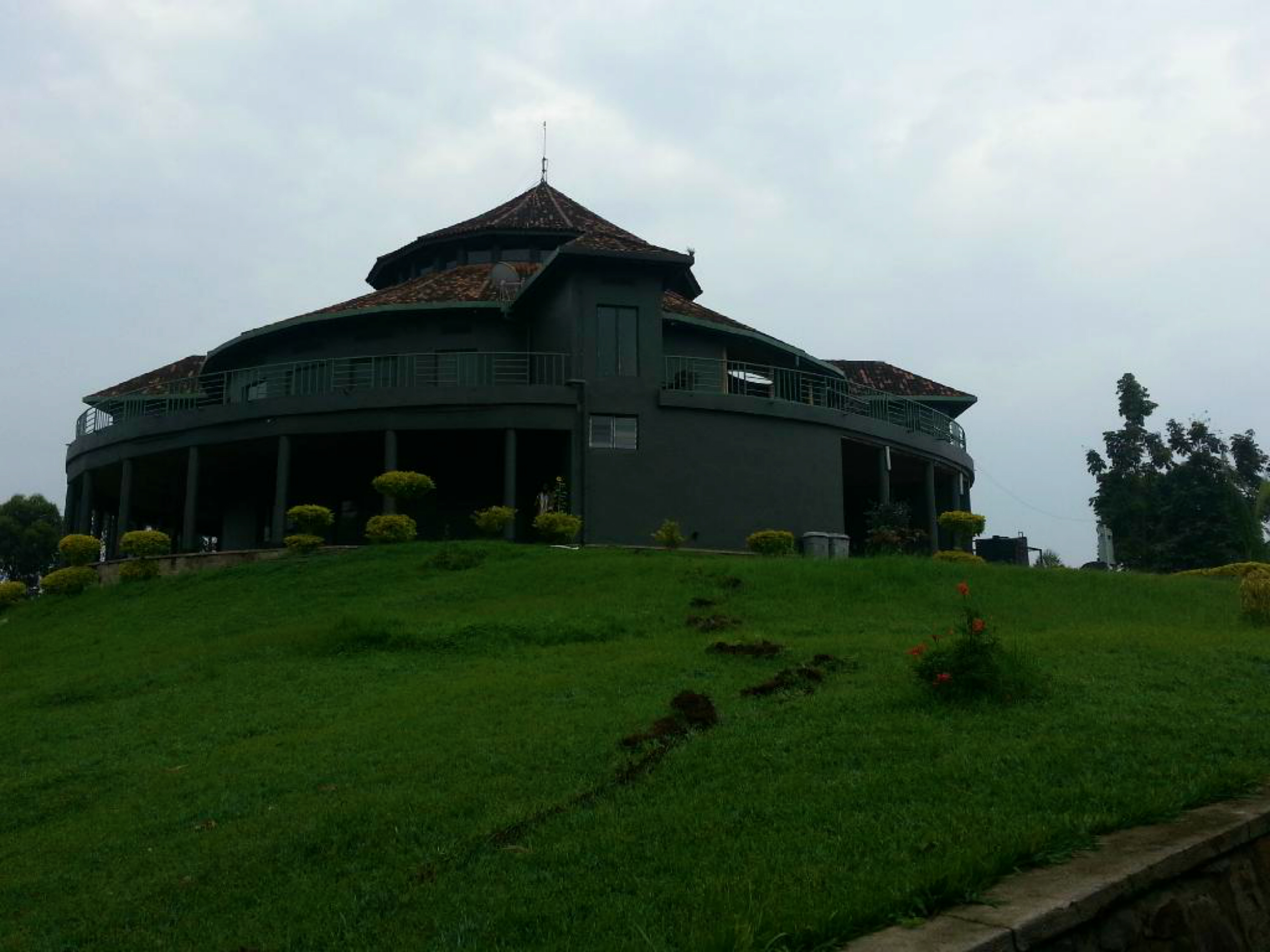 Nyungwe Top View Hotel