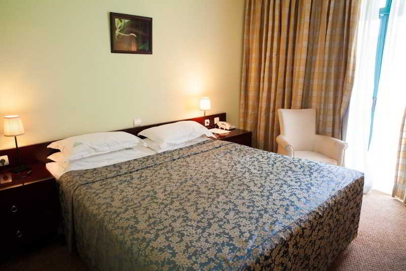 Gorillas Lake Kivu Hotel