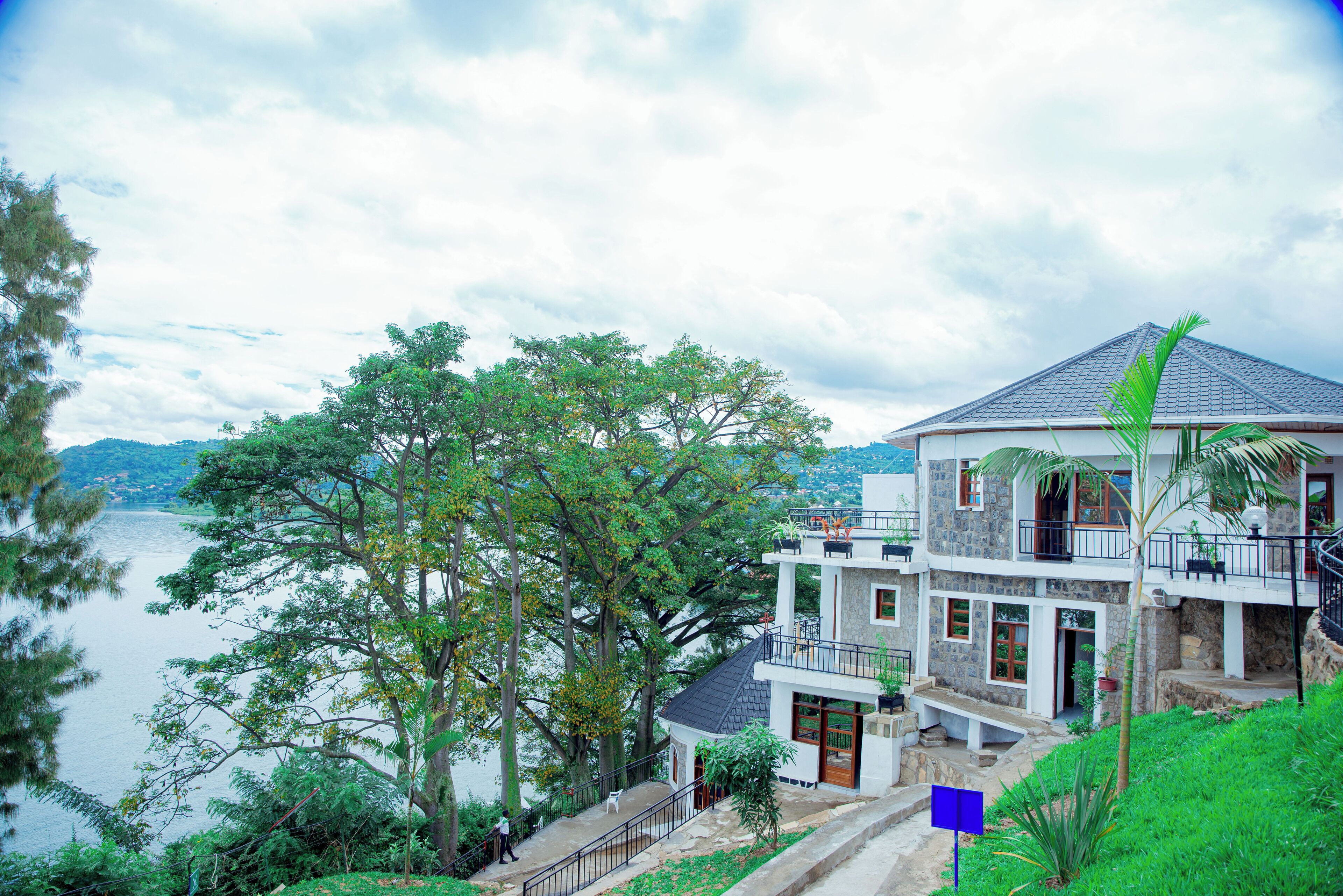 Kigufi Hill Hotel
