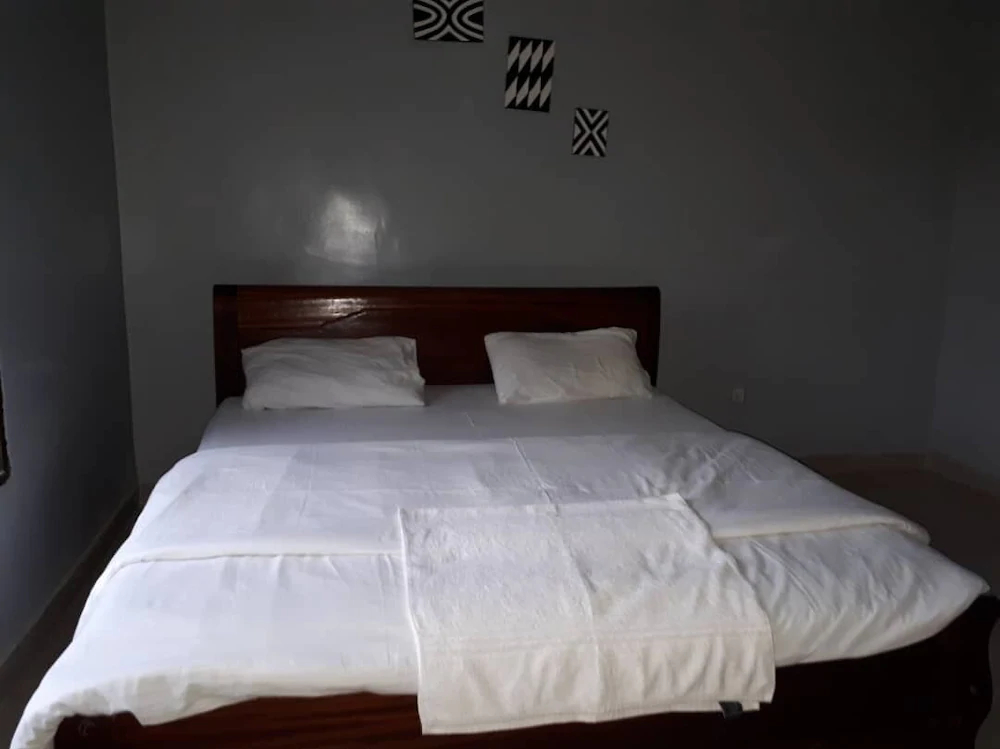 Airport First Choice Luxury Motel