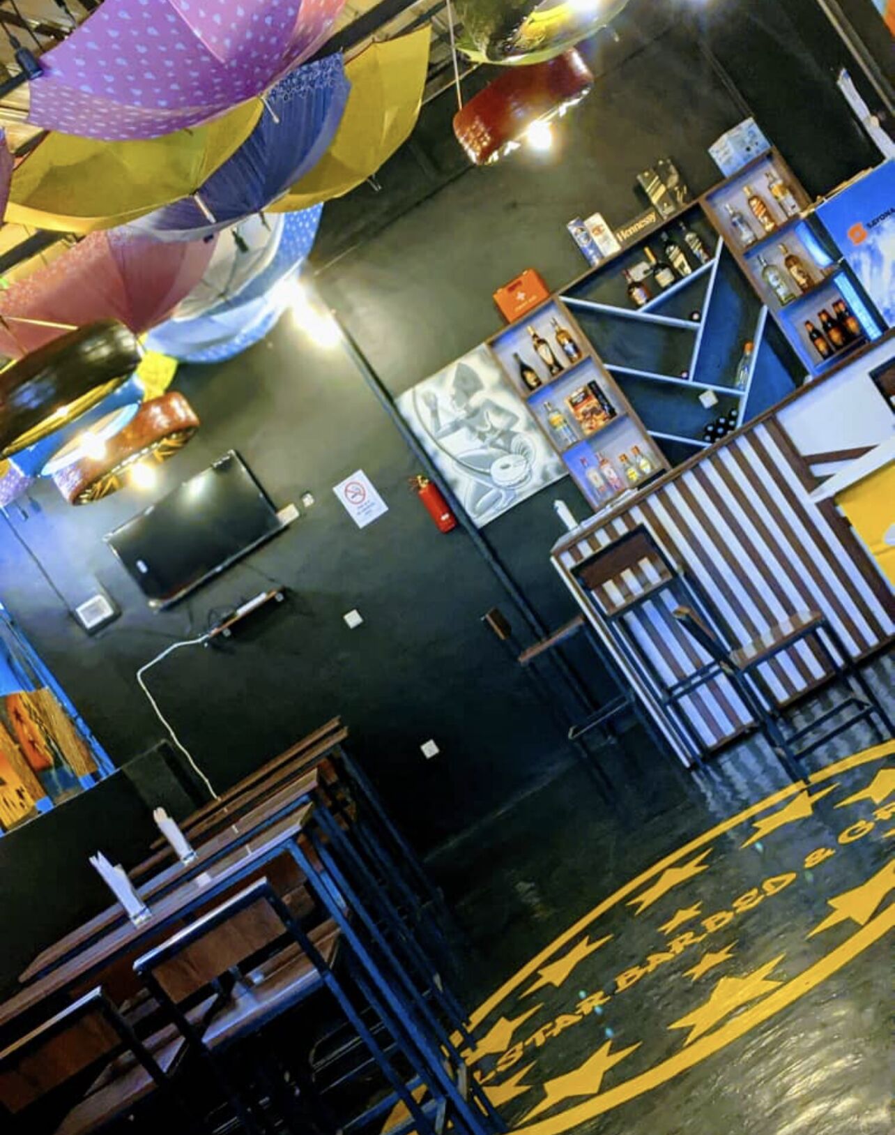 All Star Bar Bed And Grill
