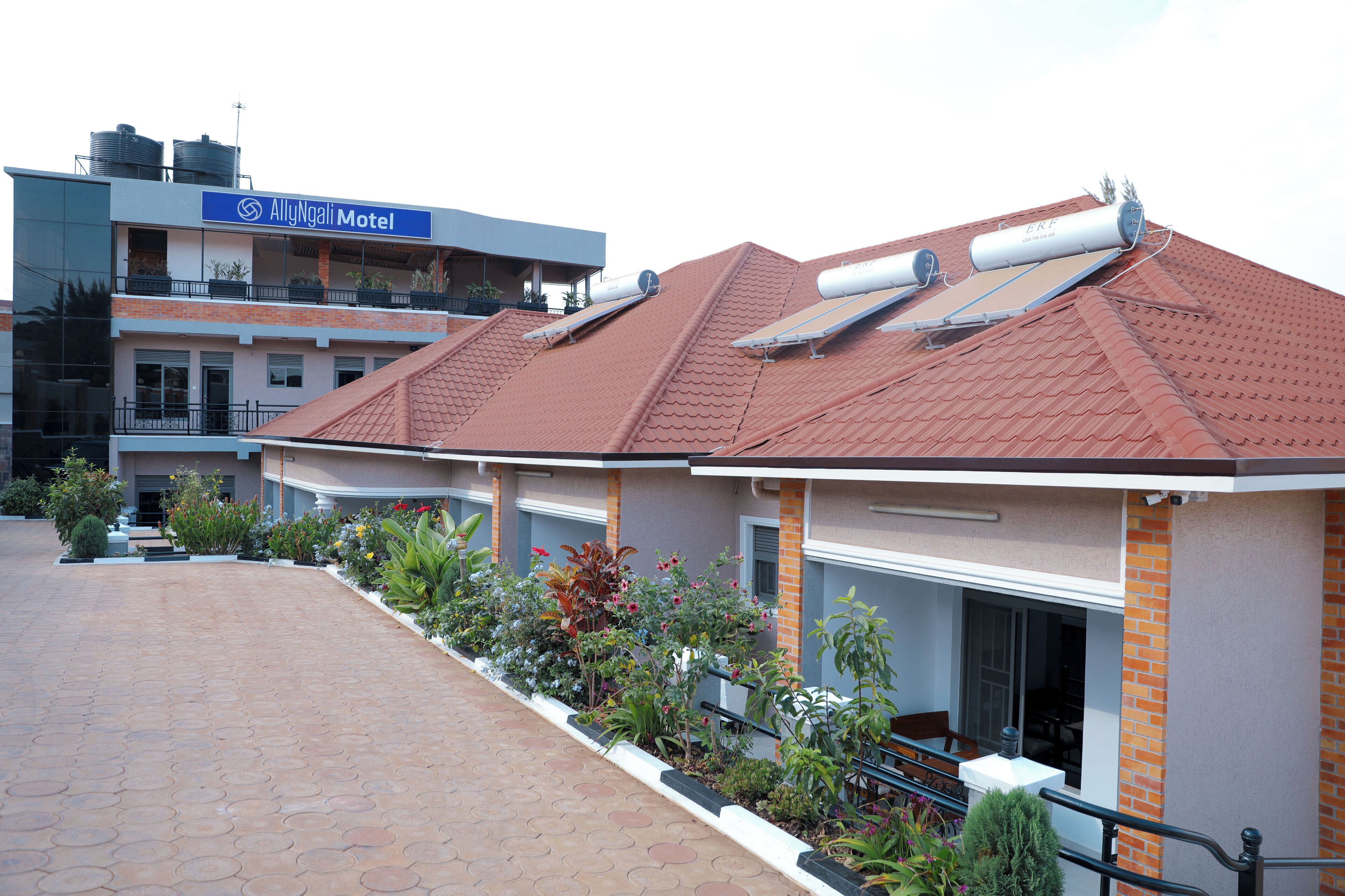 Ally Ngali Motel
