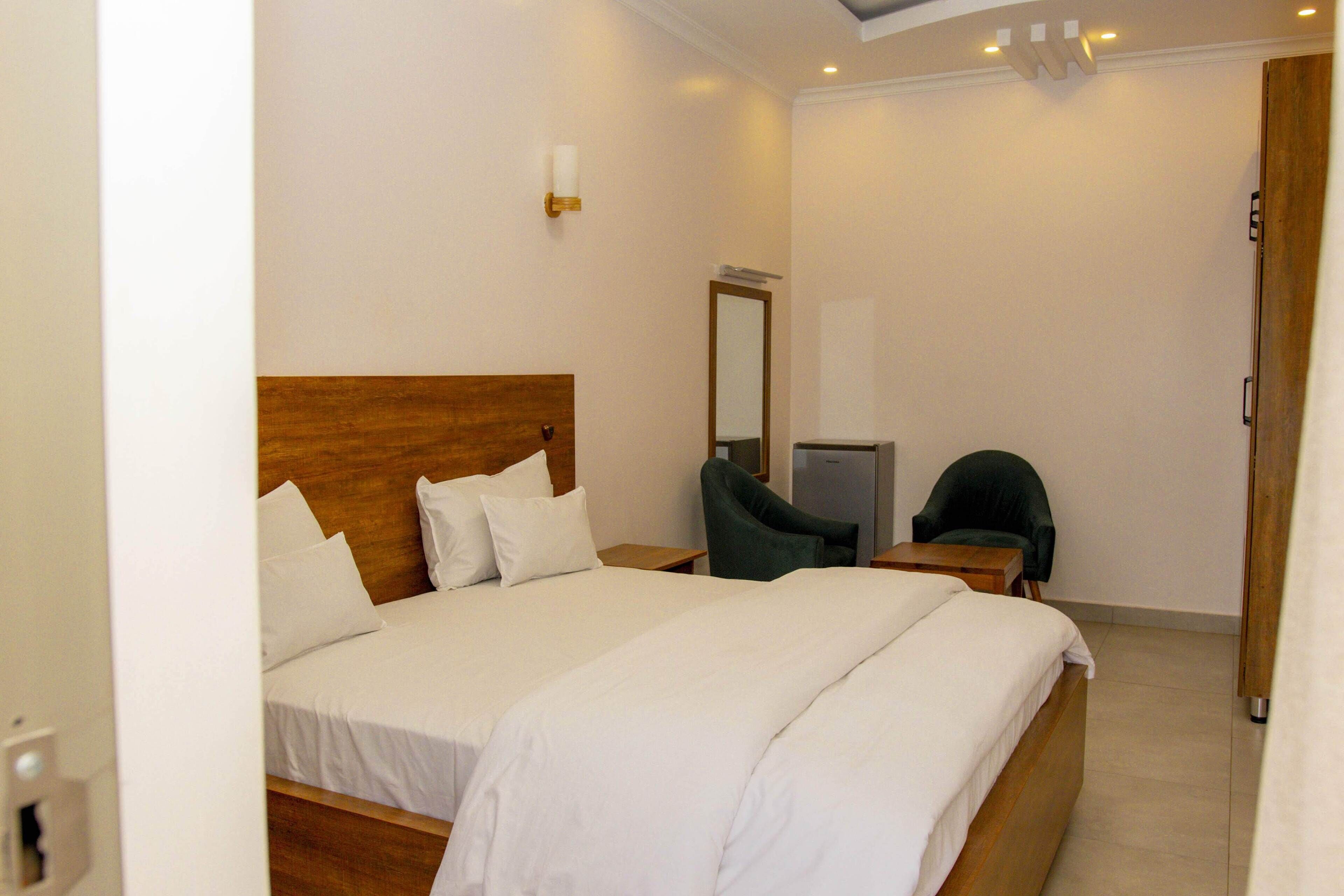 Ally Ngali Motel