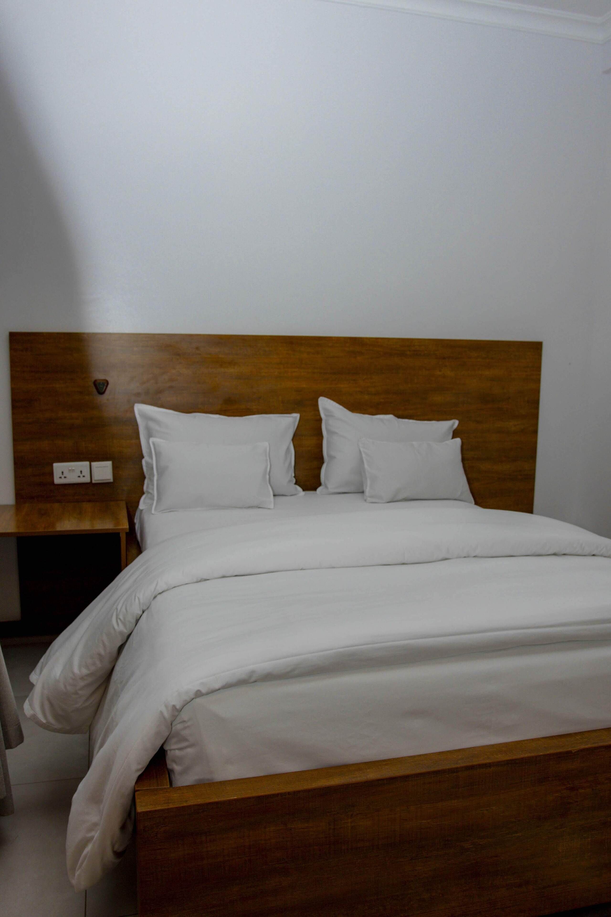 Ally Ngali Motel